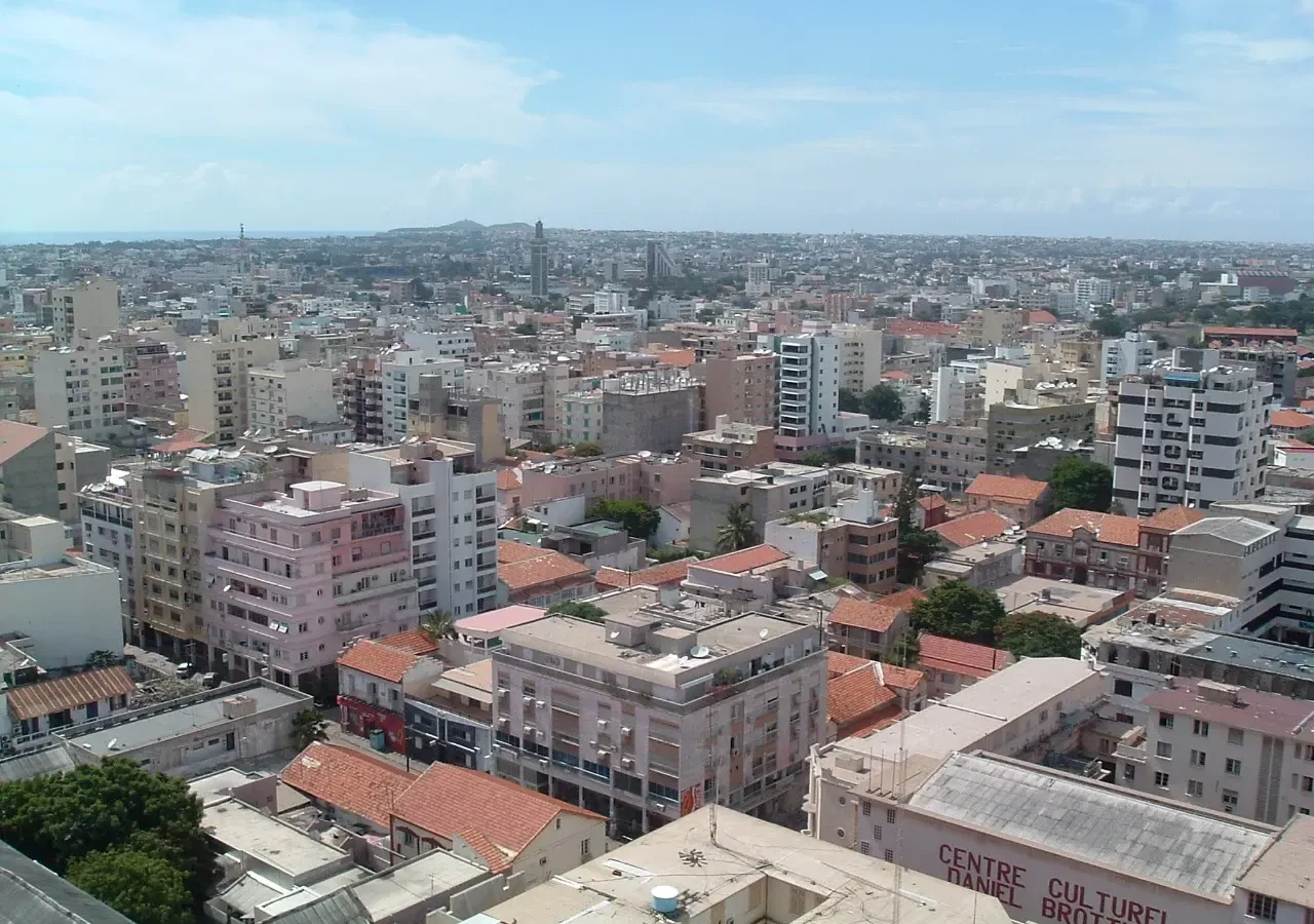 Les bâtiments du centre de Dakar vus depuis le Plateau
