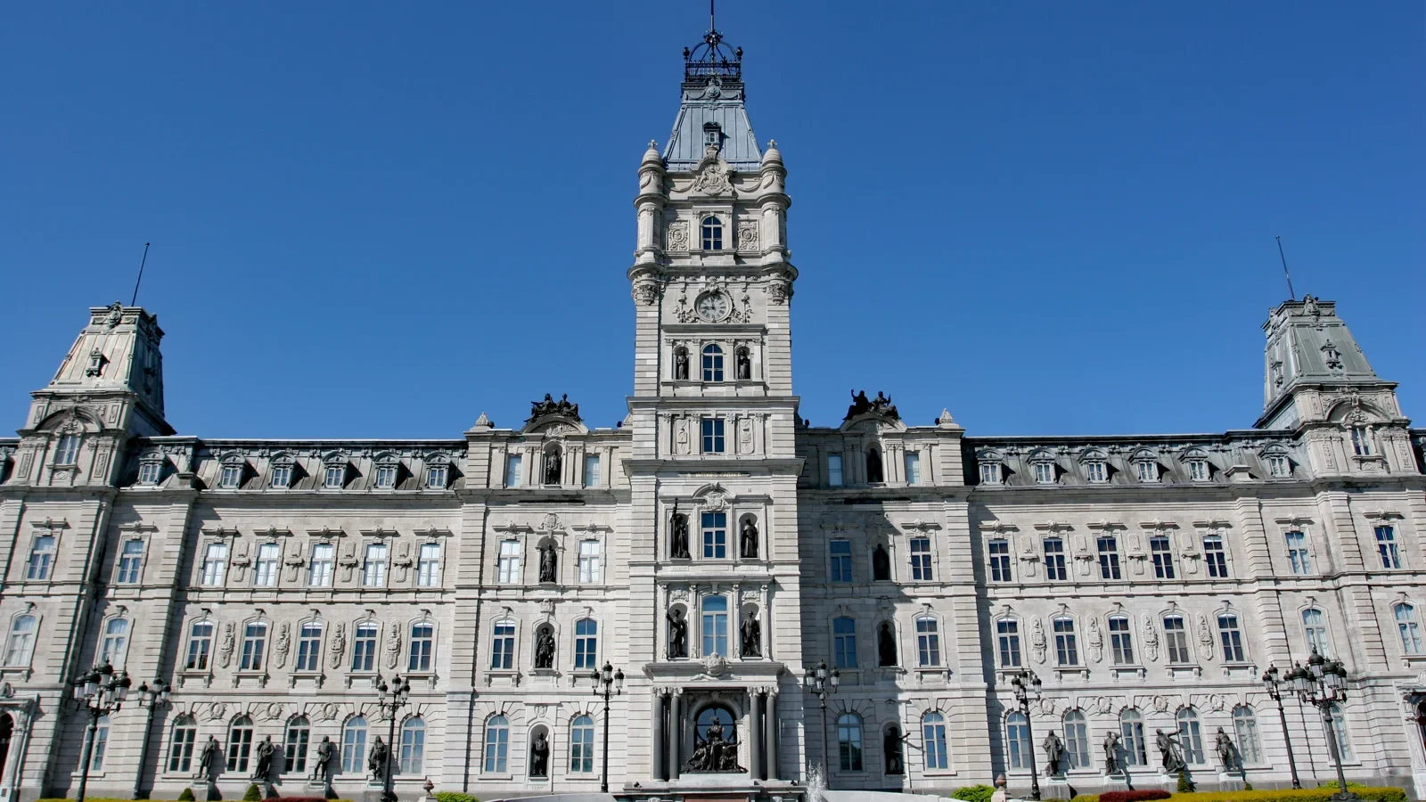 Hôtel du Parlement du Québec, 7 juin 2009. Photo d’archive, pas la cérémonie du 15 octobre 2026.
